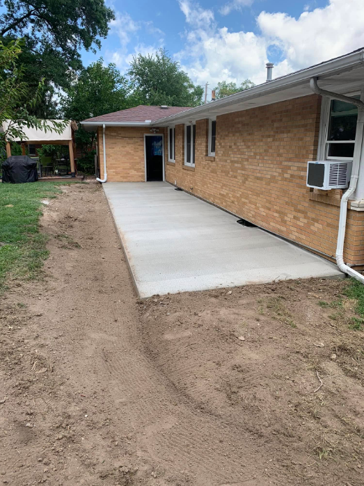 Outdoor Pool Deck Design